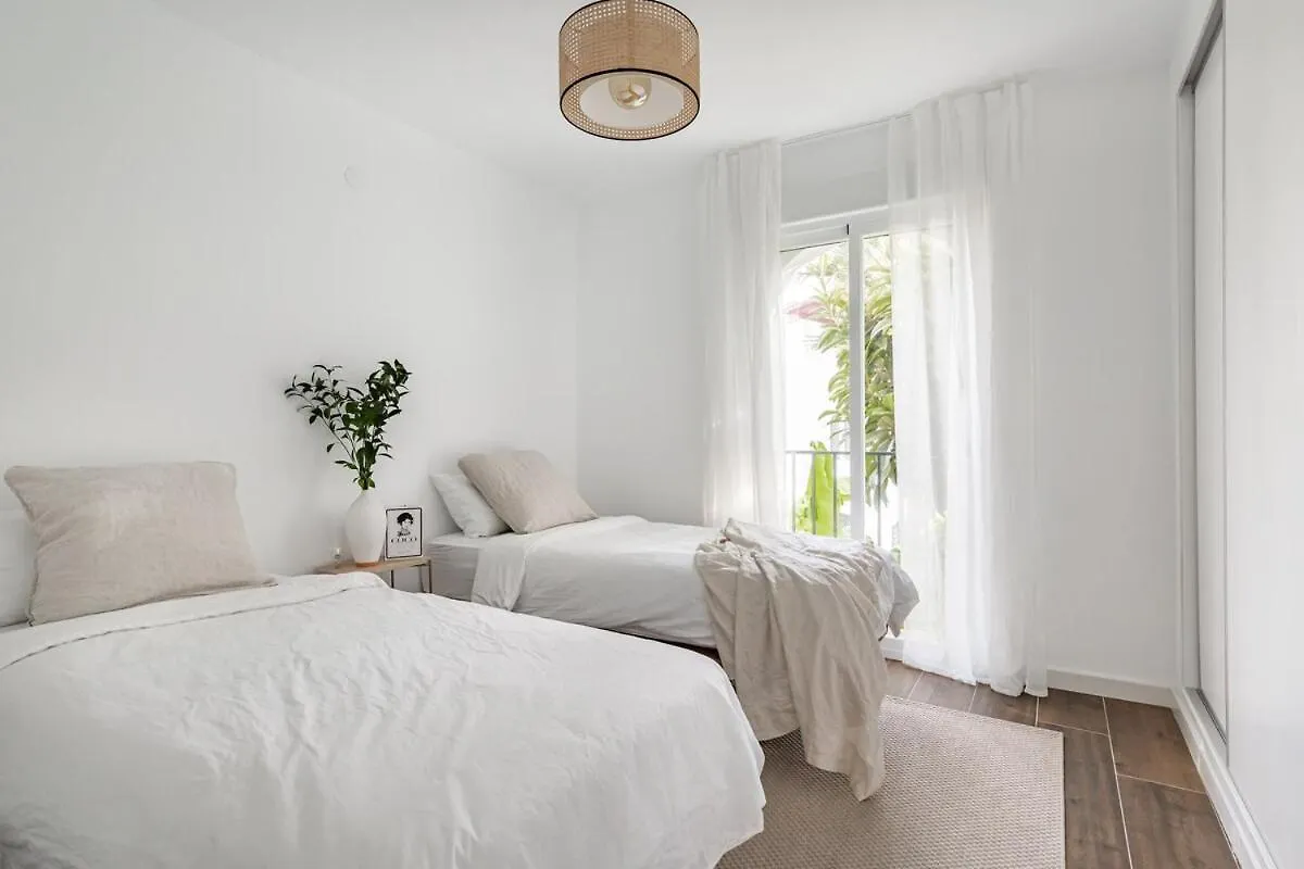 Apartament Modern Penthouse In Marbella With Pool