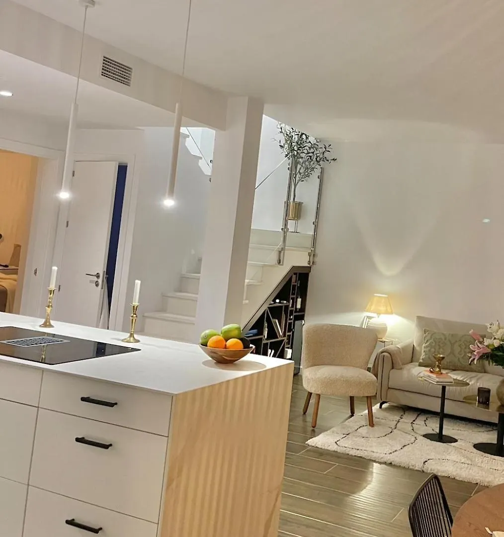 Apartament Modern Penthouse In Marbella With Pool